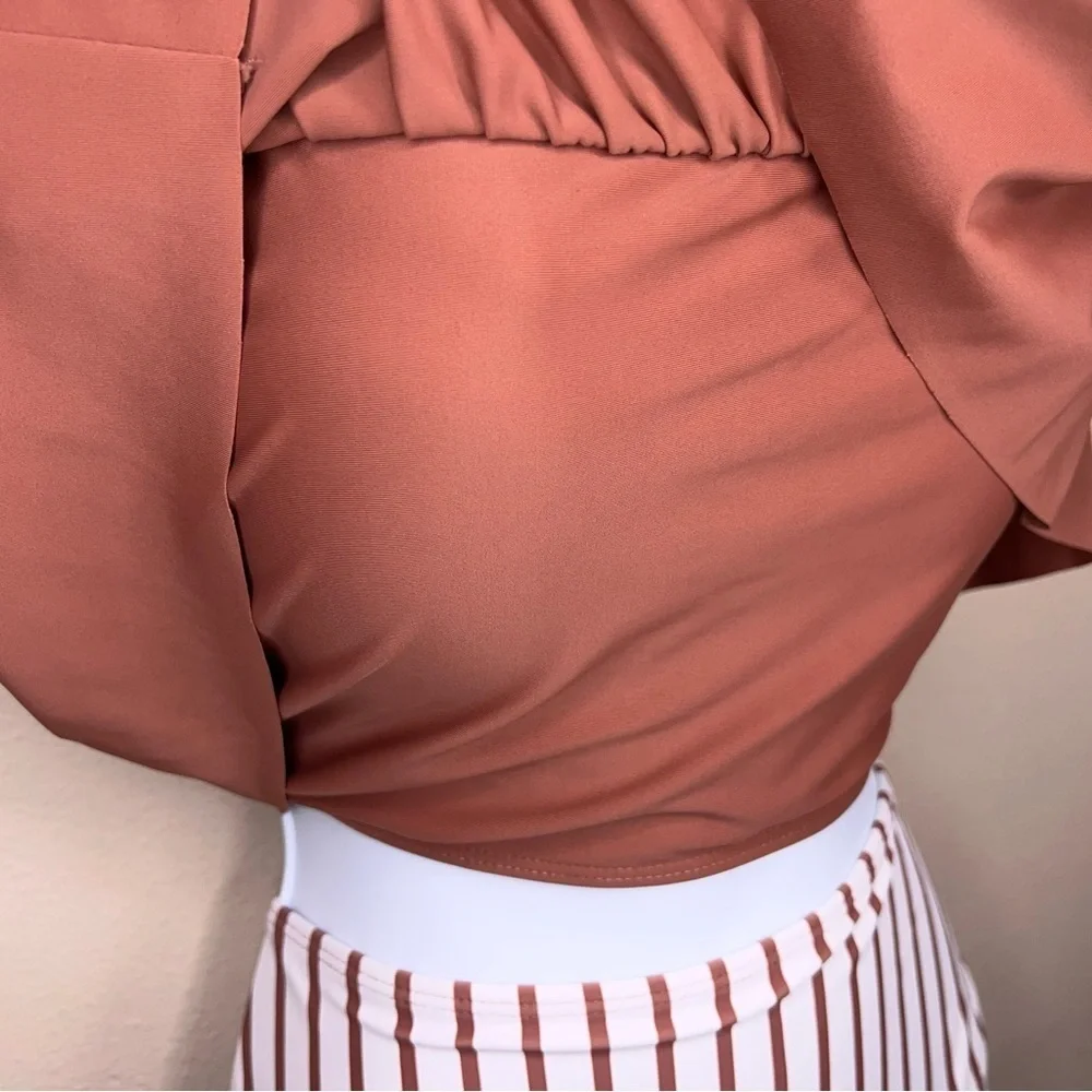 Large Tan Brown White Two Piece Swimsuit Womens Ruffle Top High Waist Striped